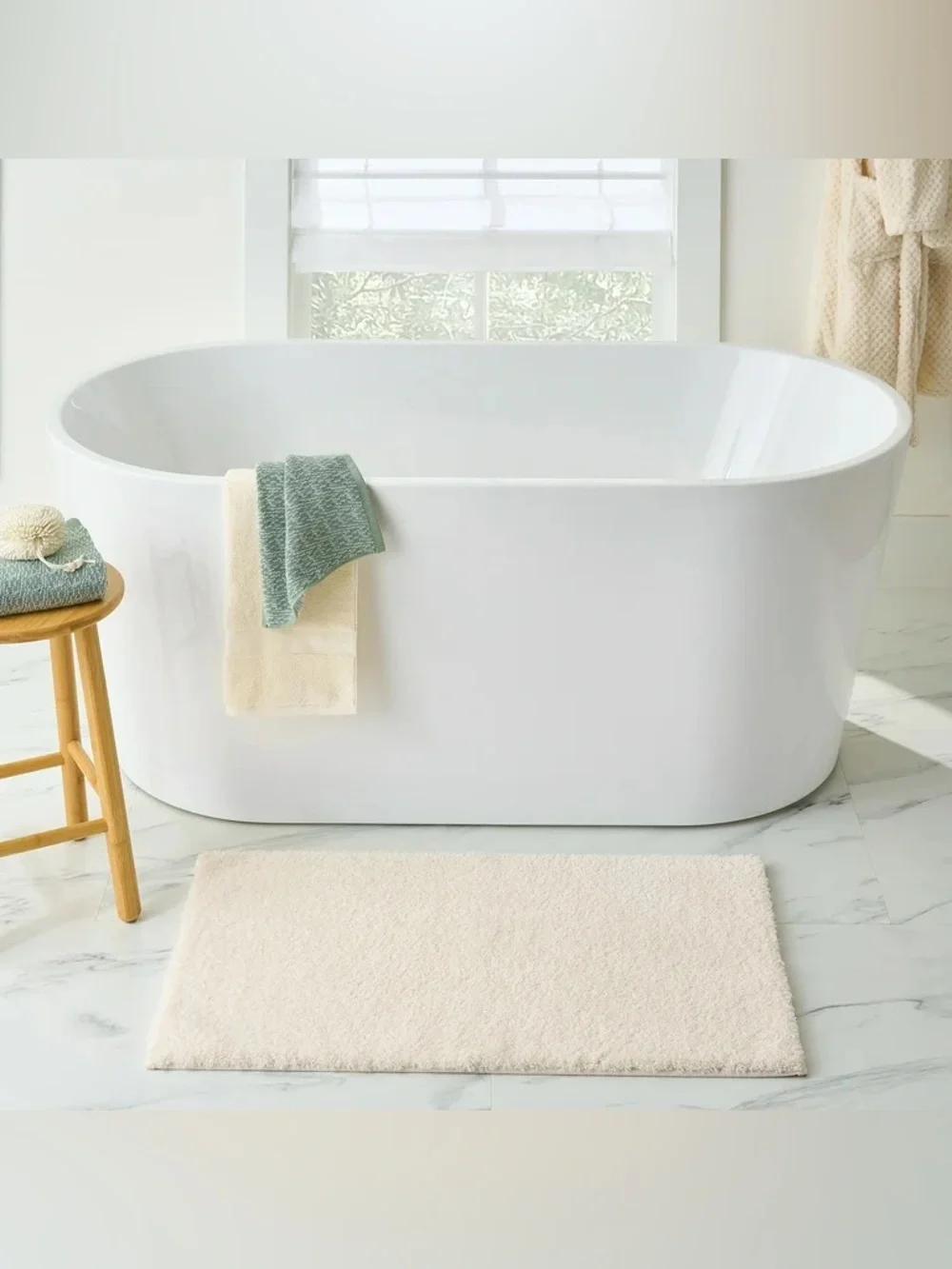 NWT Better Homes & Gardens Ultra Soft Polyester Bath Rug, 20